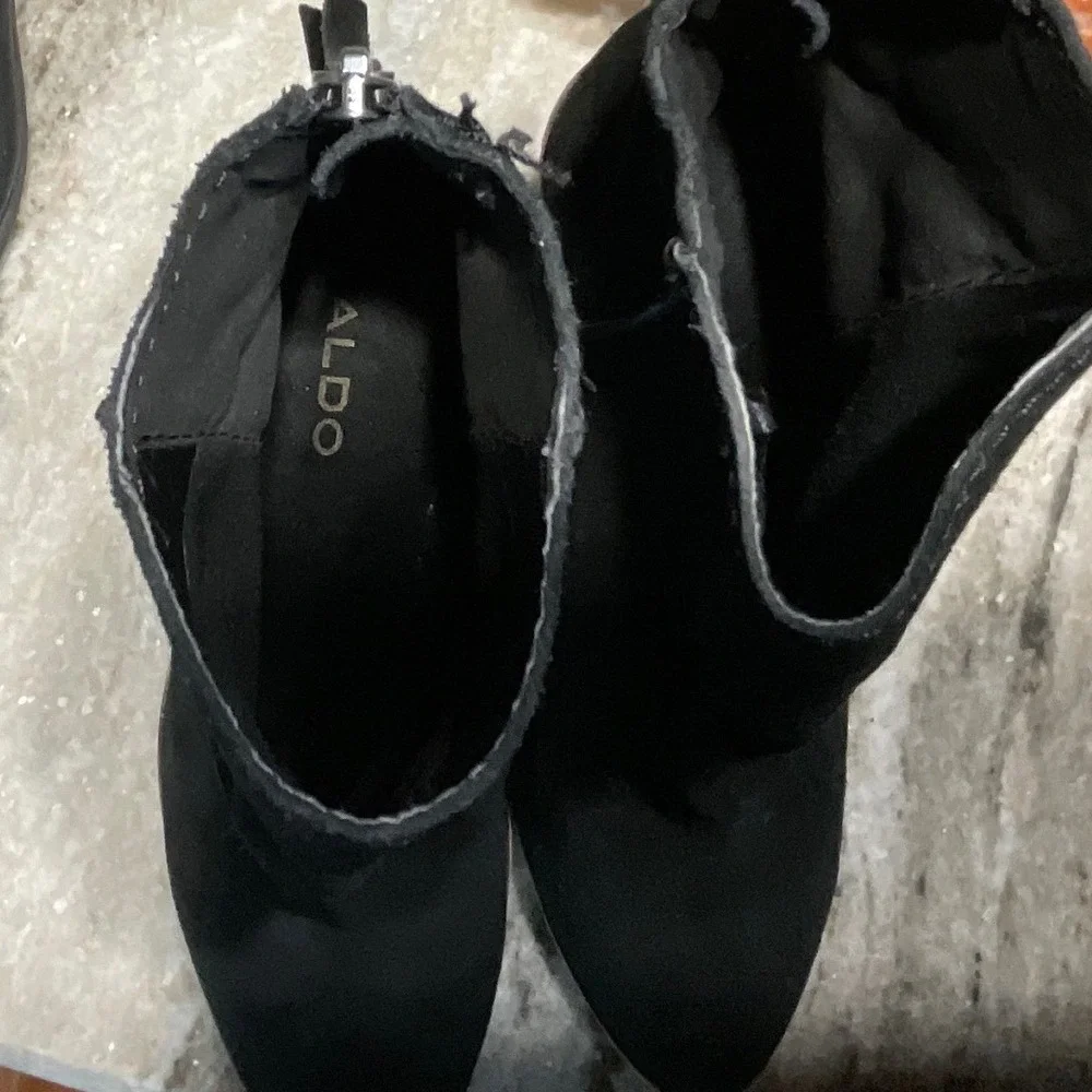 Aldo Ankle Boots Women Size 6 Black Suede Block Heel Rear Zip Booties